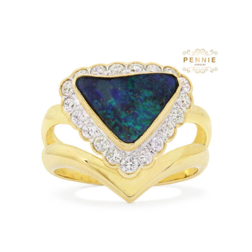 แหวนโอปอล์ล้อมเพชร