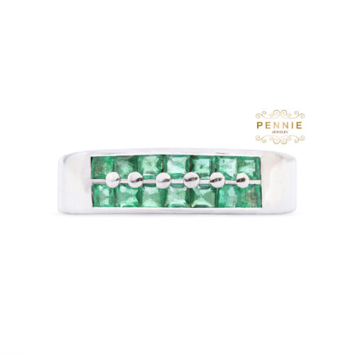 แหวนแถวมรกต